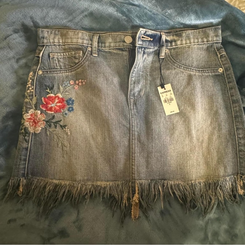 Embroidered floral denim skirt. Express NWT
